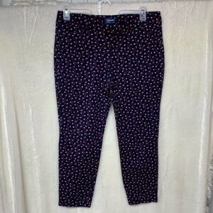 Old Navy Mid Rise Pixie Pants